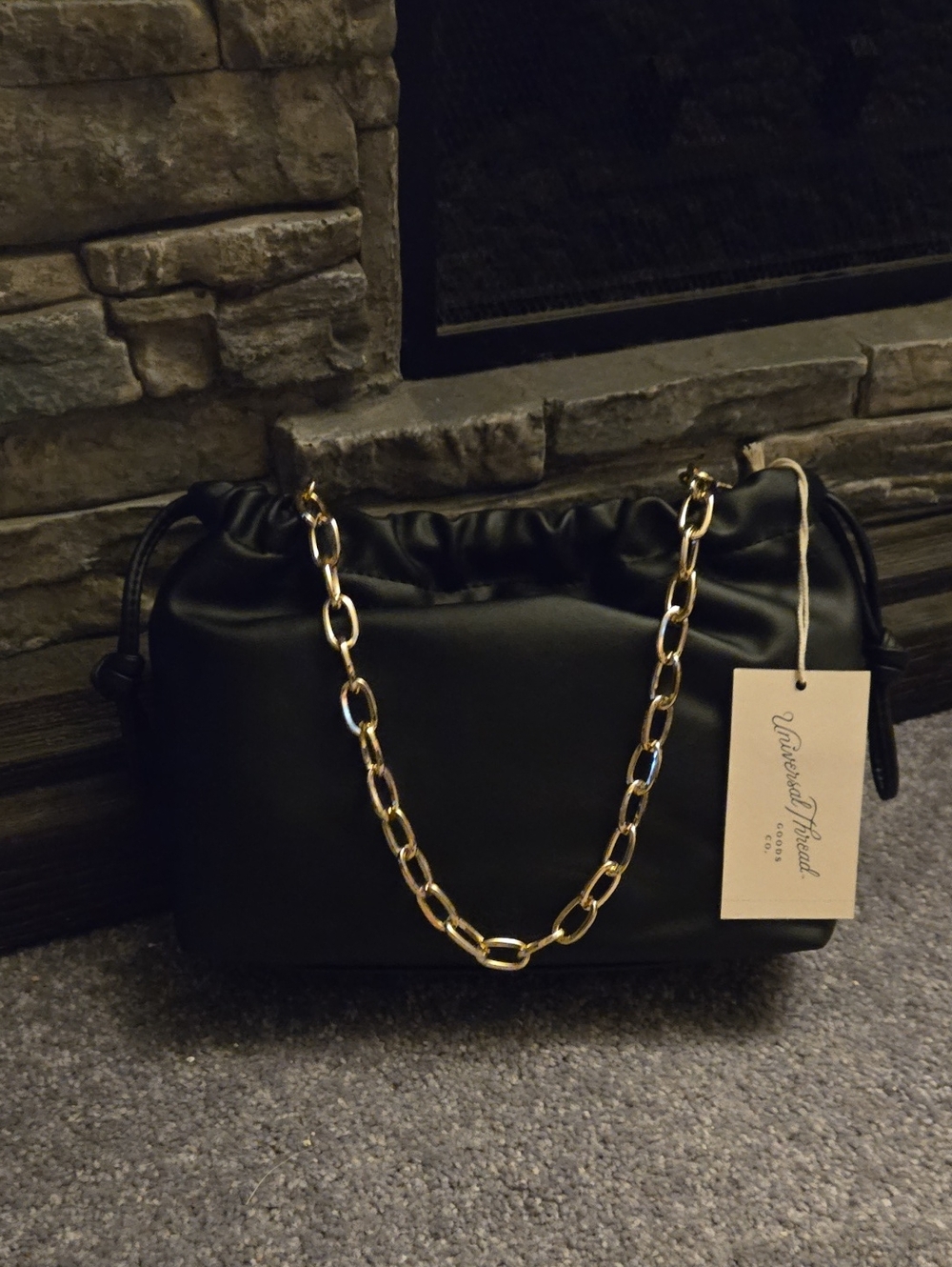 Universal Thread Black Shoulder Bag with Gold Chain/ Soft Faux Leather